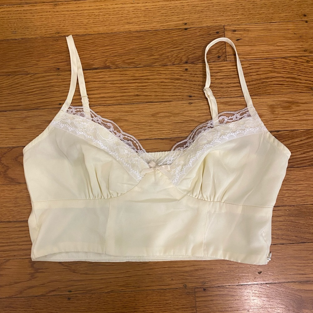Princess Polly Old School Love Crop Top
